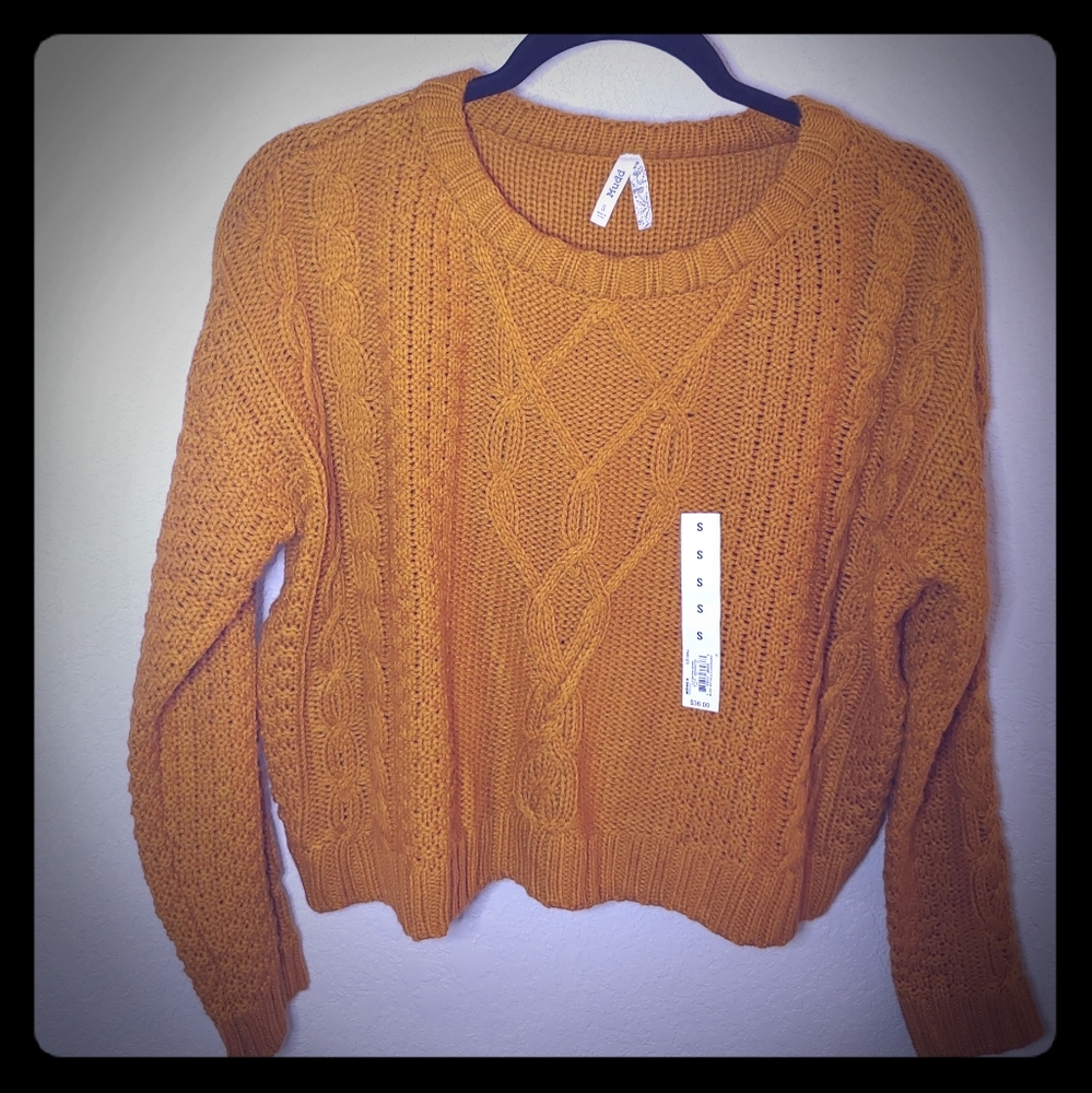 MUDD Cable Knit Oversized Pullover Sweater